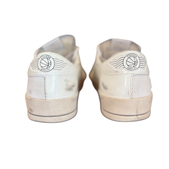 Mens, Golden Goose Stardan with Black Star. Color: White, Size: 11 - Picture 4 of 8